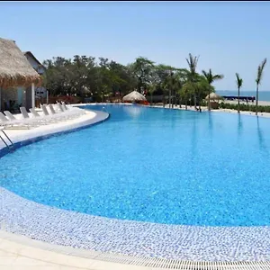 Apartamento Con Vista Al Mar - Exclusivo Club De Playa Pozos Colorados, Santa Marta (Magdalena)